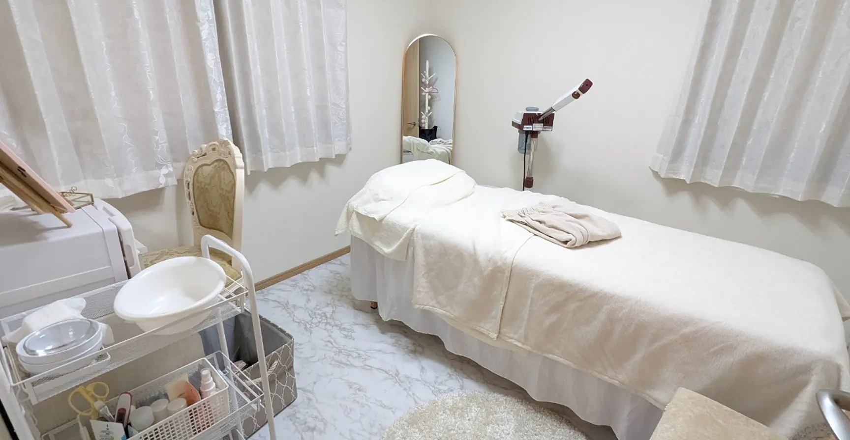 サロンについて